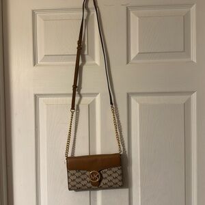 Michael Kors Crossbody